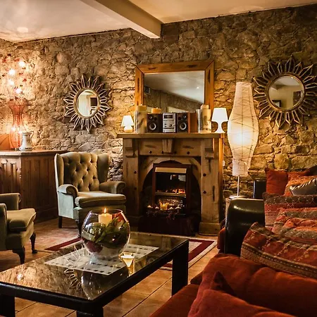 Newgrange 3* Donore (Meath)